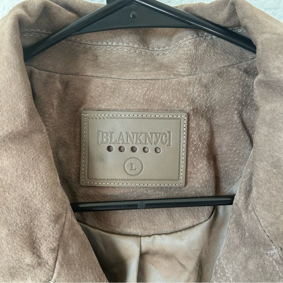 NWOT Blank NYC Tan Suede 100% Suede Leather Edgy, Moto, Grunge, Biker, Jacket - Picture 4 of 16